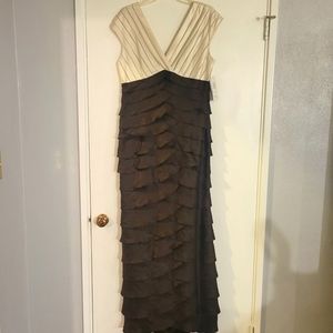 Adrianna Papell Mother of the Bride Evening Formal Dress. Sz 12. New!